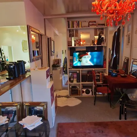 Apartment Avenue Champs Elysees - Magnifique F1/f2 Paris